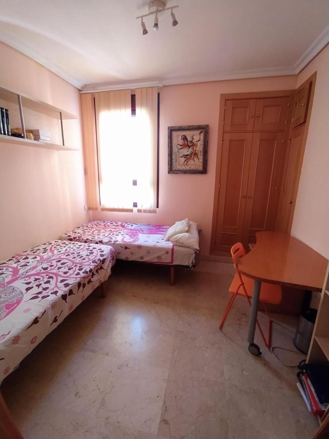 Edificio Trovador Appartement Sevilla Buitenkant foto